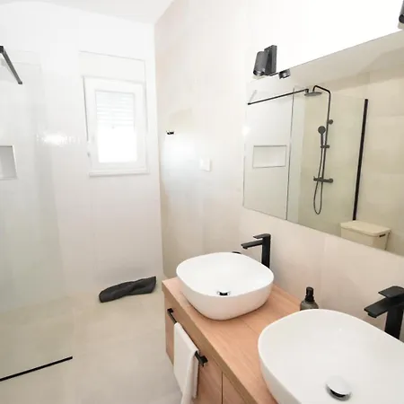Kuca Za Odmor Bosa فيلة Crno