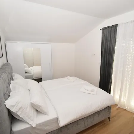 Kuca Za Odmor Bosa ヴィラ Crno