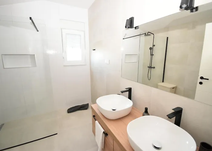 Kuca Za Odmor Bosa Villa Crno